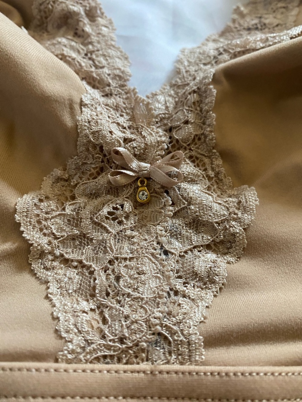 Soma Lace-Trim Wireless Bralette in Tan - Picture 4 of 12